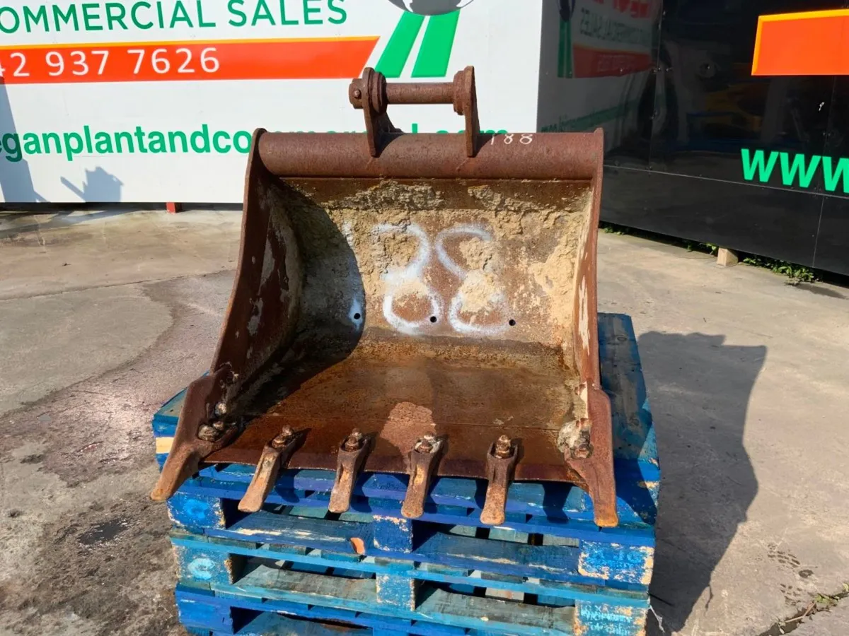 36" DIGGING BUCKET......50mm PINS..........188w - Image 2