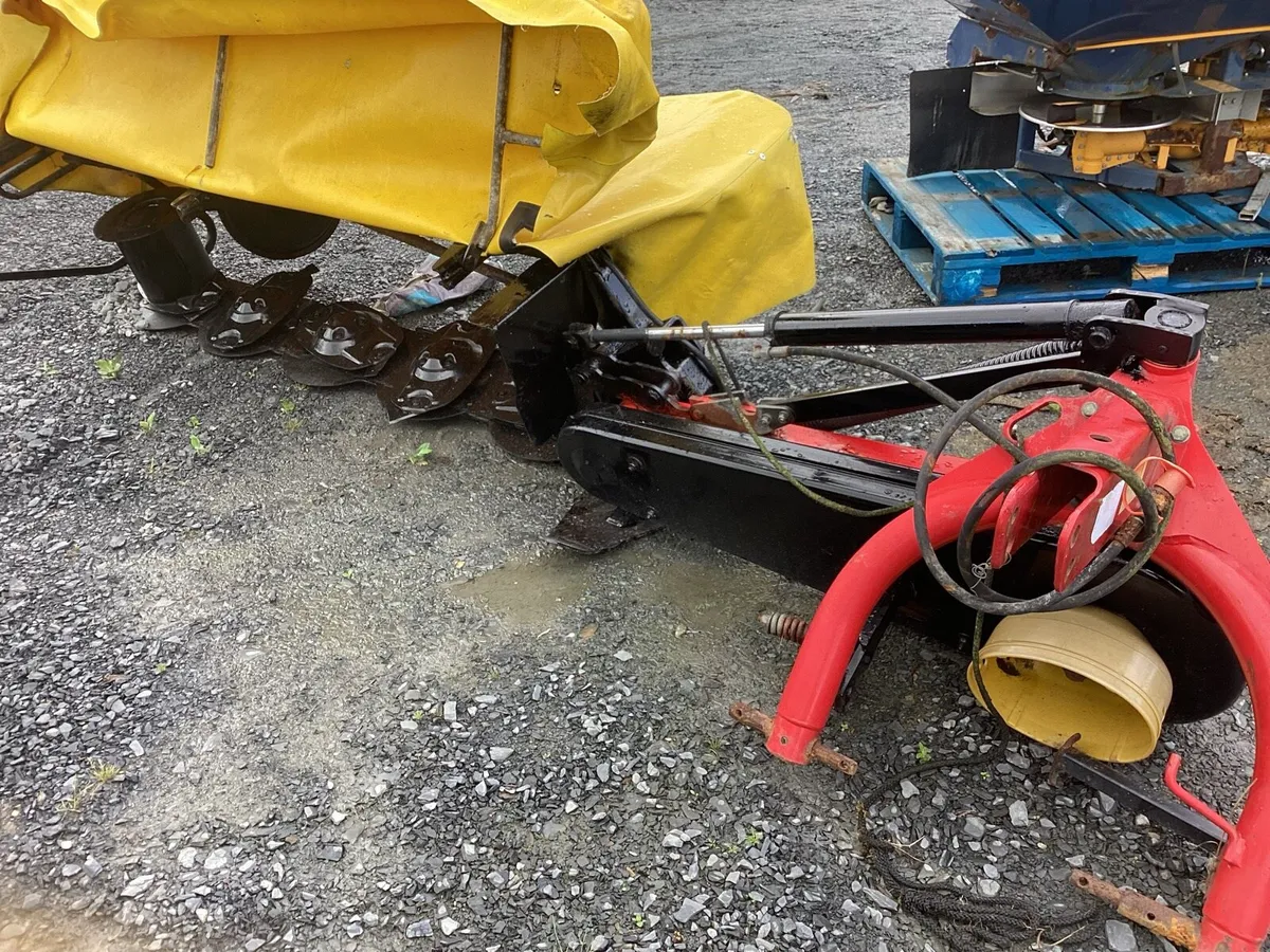 8 FT DISK MOWER VERY GOOD CONDITION - Image 2