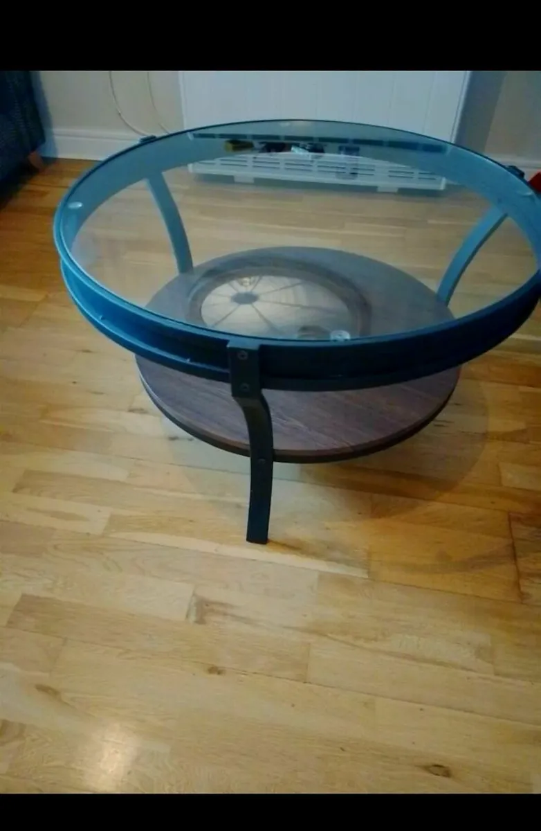Coffee table - Image 1