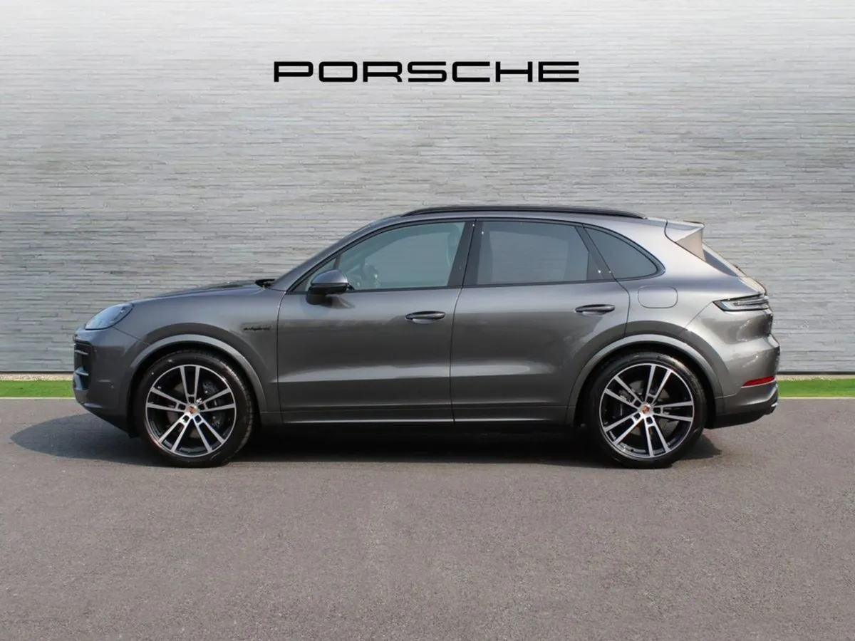 Porsche Cayenne E-hybrid - Image 3