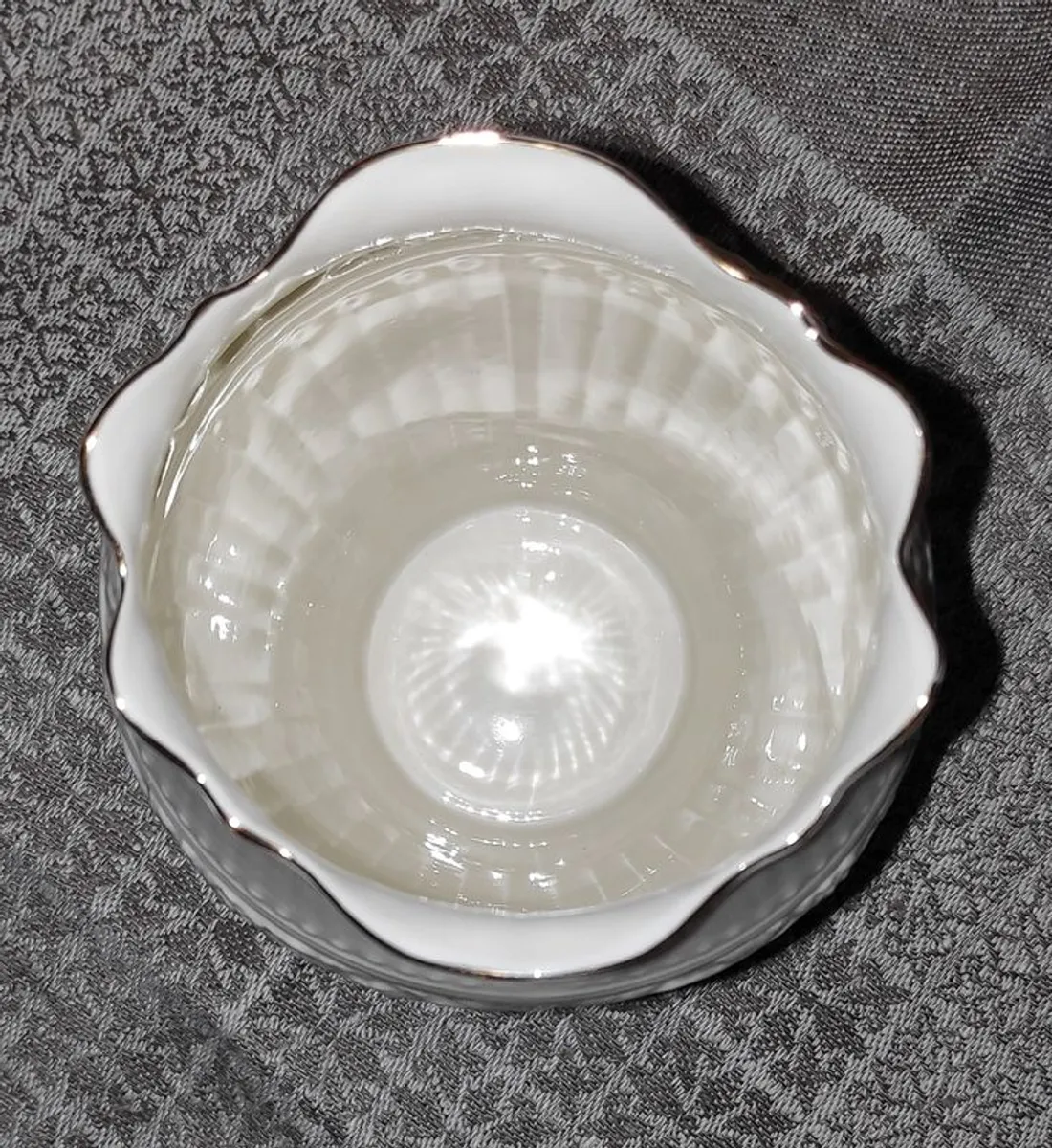 Vintage Belleek Bacchus vase, 8th mark - Image 3