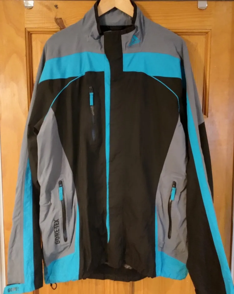 Adidas Goretex golf Jkt XL - Image 1