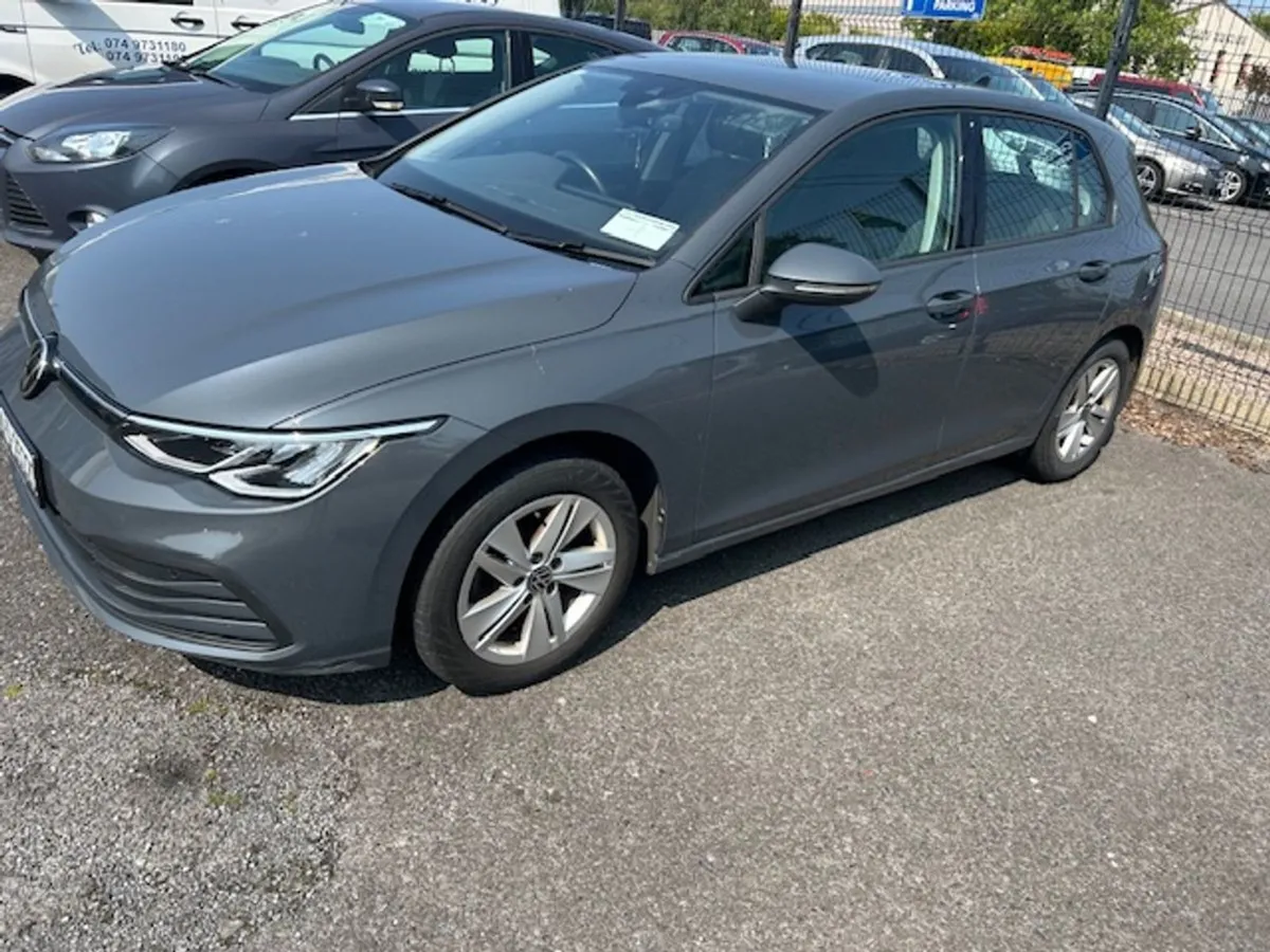 Volkswagen Golf 2.0 TDI 115HP Life 5dr - Image 2