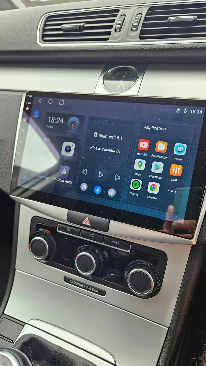 Volkswagen Passat 2011 - Image 3