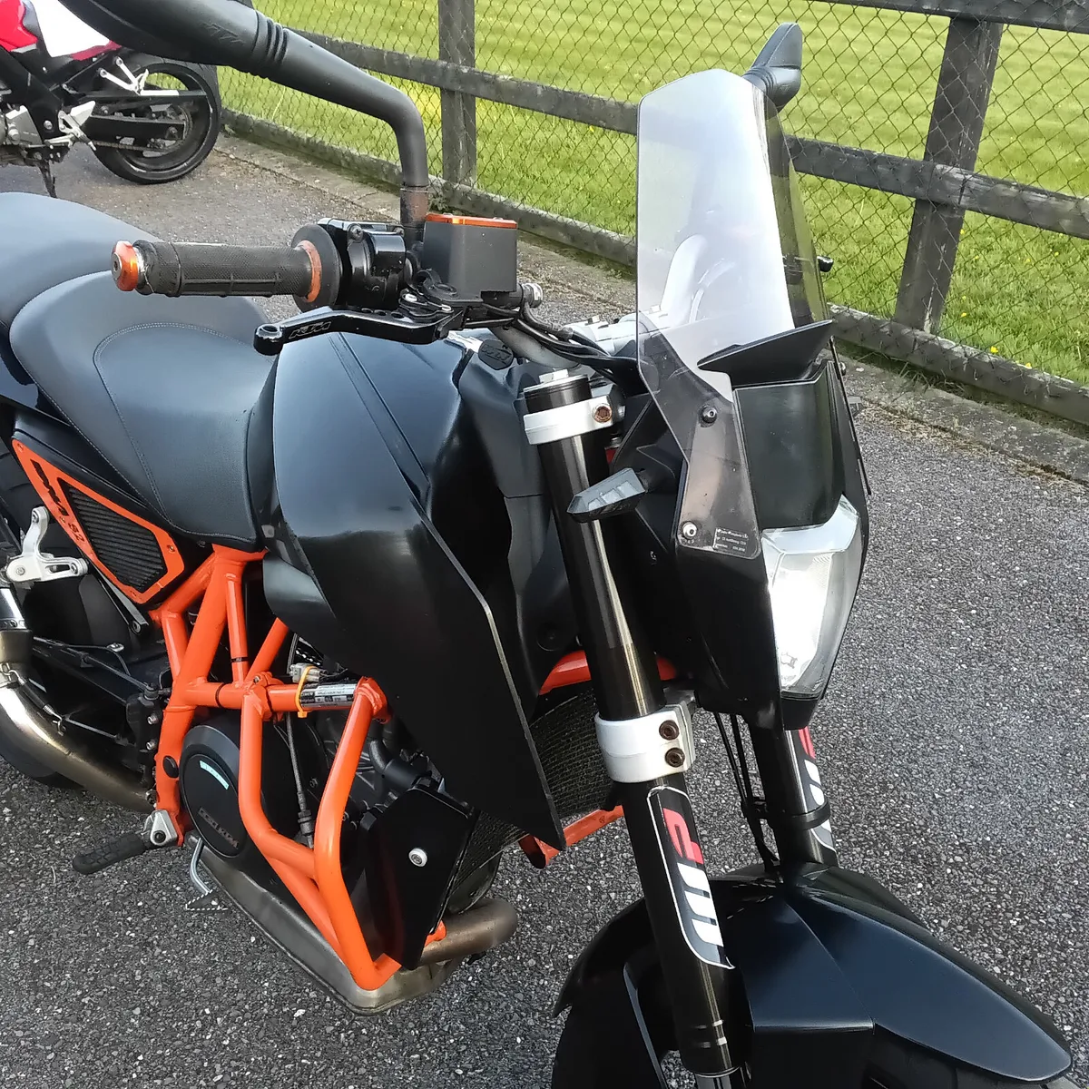 2012 KTM 690 Duke - Image 3