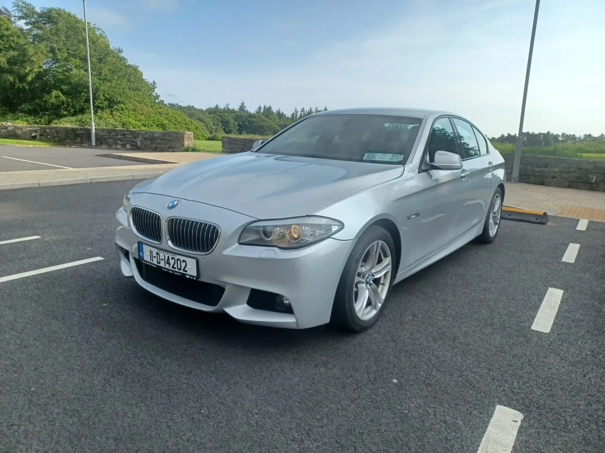 BMW 5-Series 2011 - Image 3