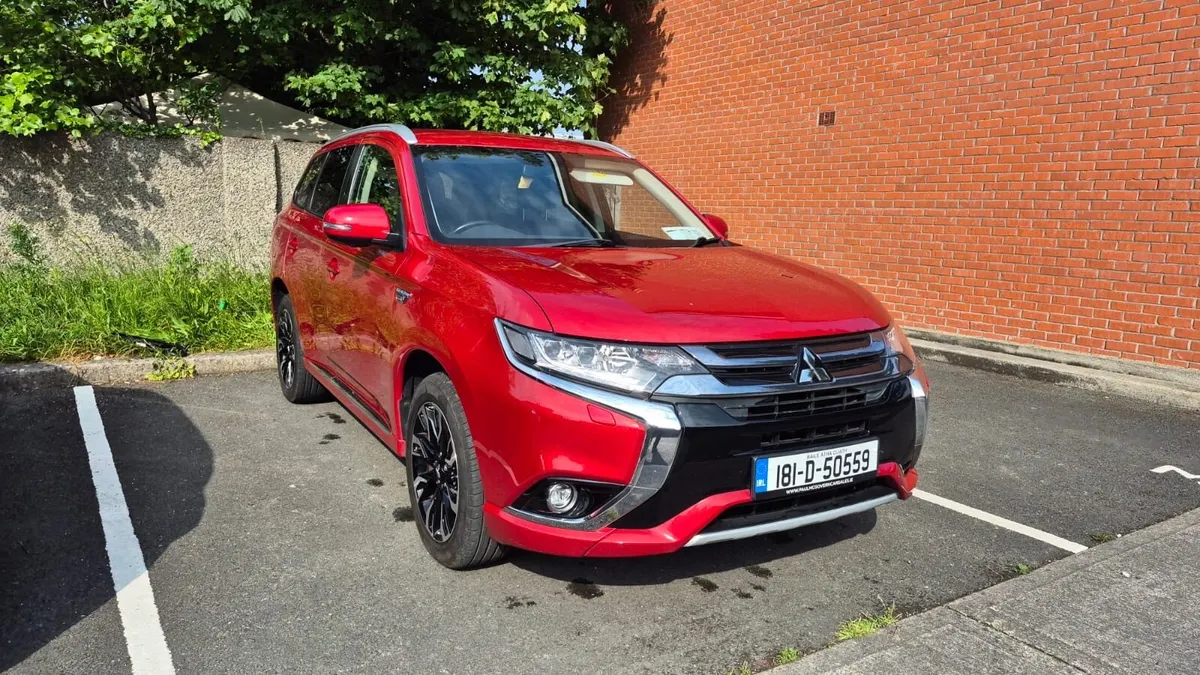 Mitsubishi outlander 2018 hybrid - Image 1