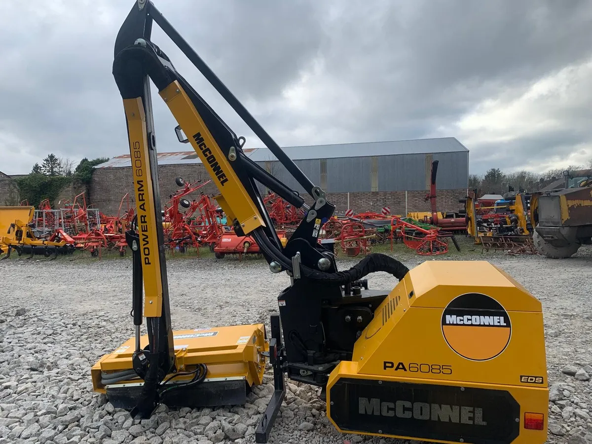 MCCONNEL PA6085 REVOLUTION, NEW - Image 2