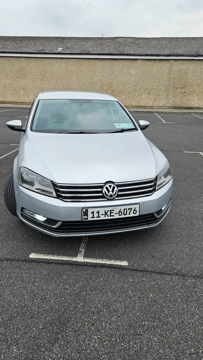 Volkswagen Passat 2011 - Image 1