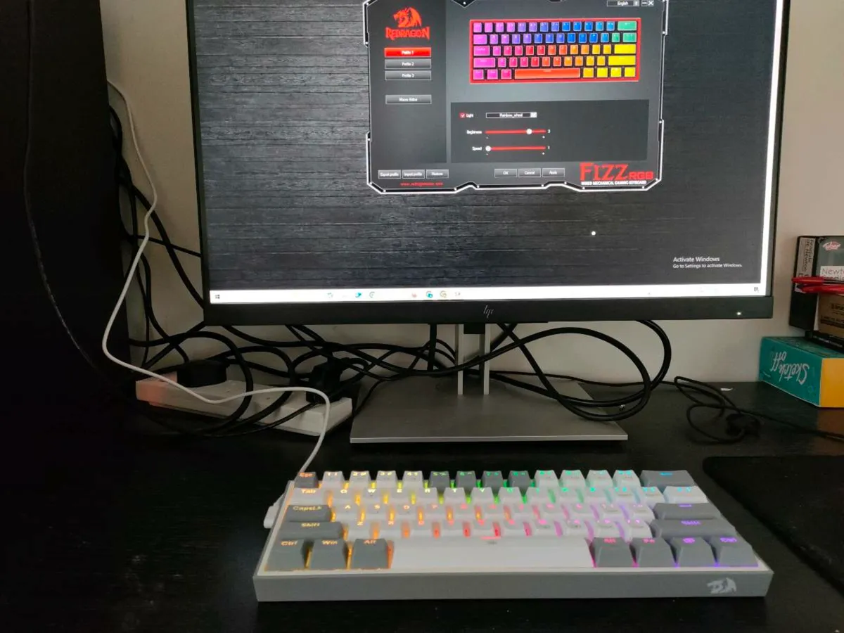 Redragon K617 60% Mechanical Keyboard - Image 4