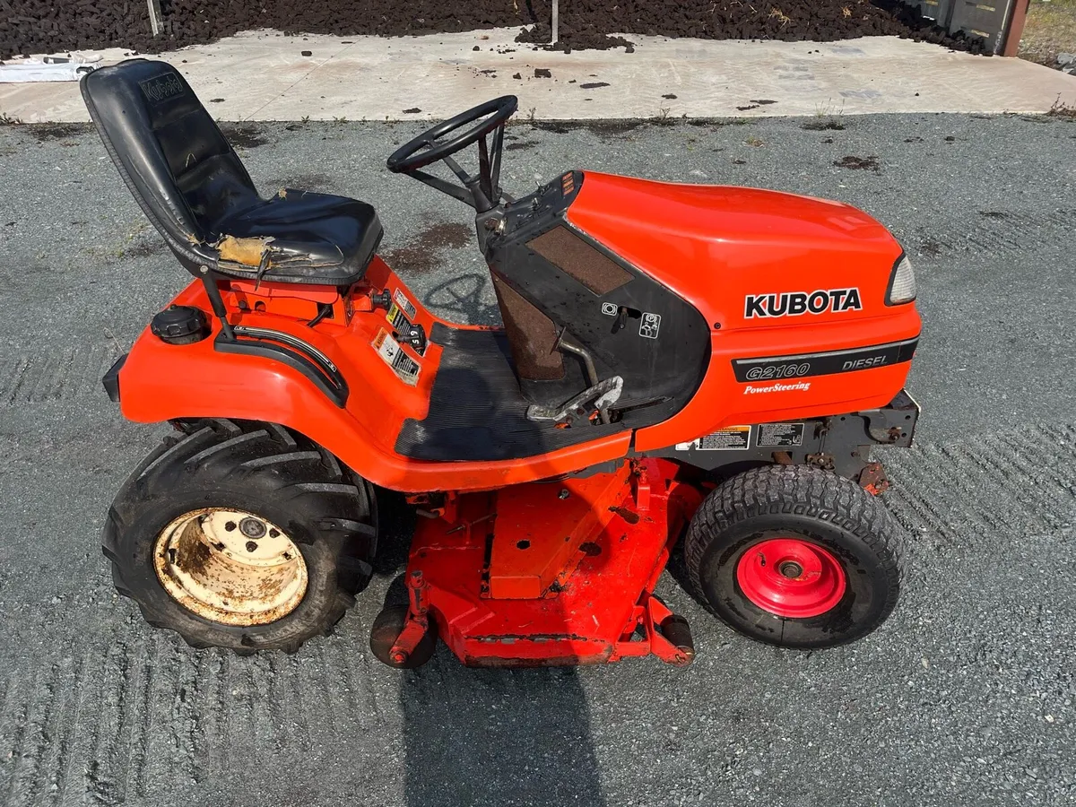 Kubota G2160 lawnmower - Image 1