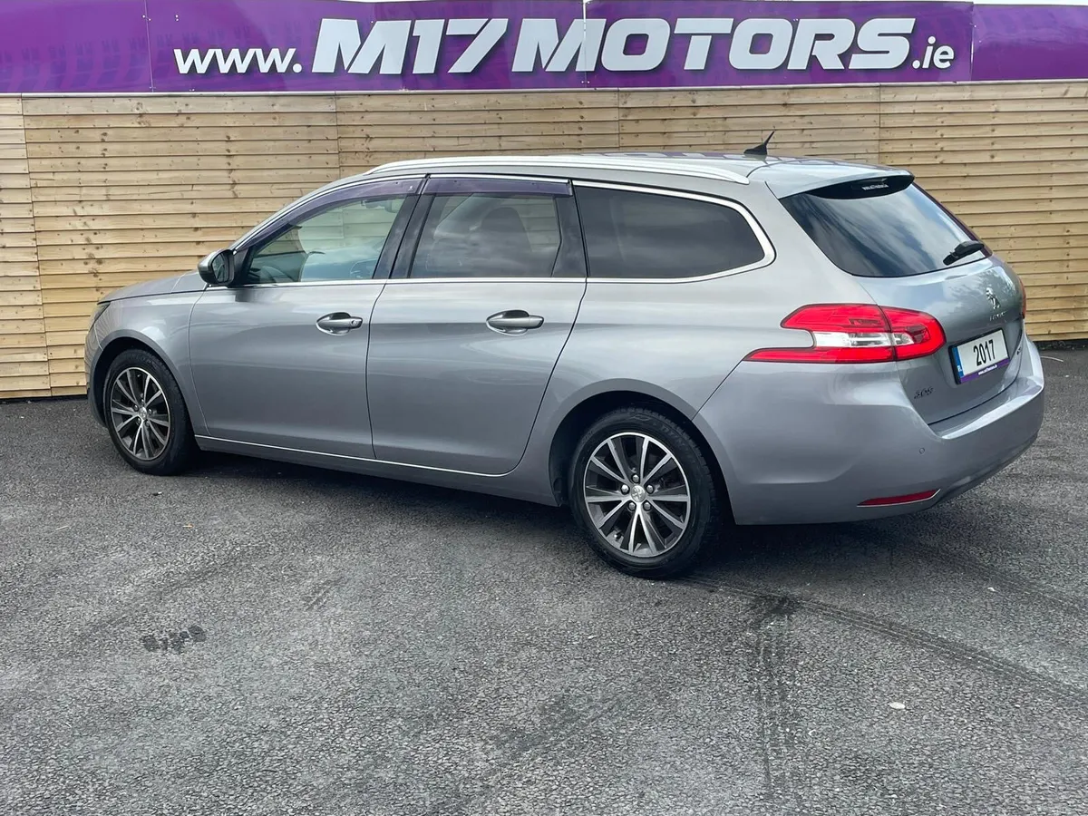 PEUGEOT 308 ALLURE LOW KMS - Image 3