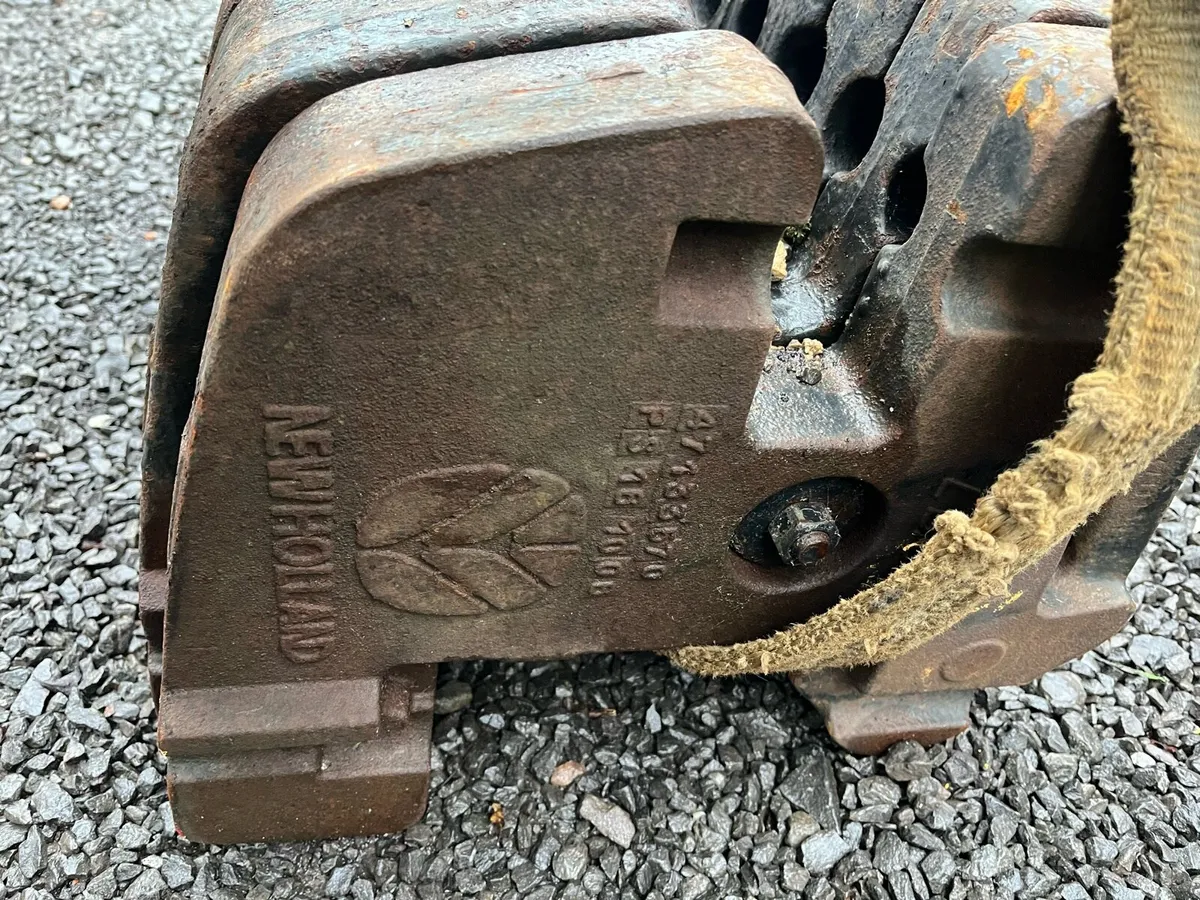 New Holland/ fiat weights - Image 3