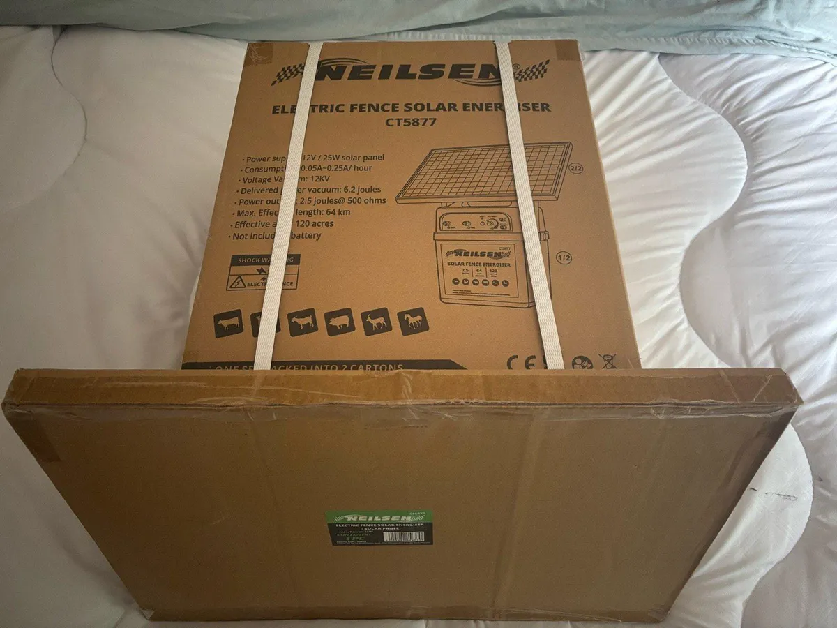Neilsen Electric Fence Solar Energiser Battery - Image 1