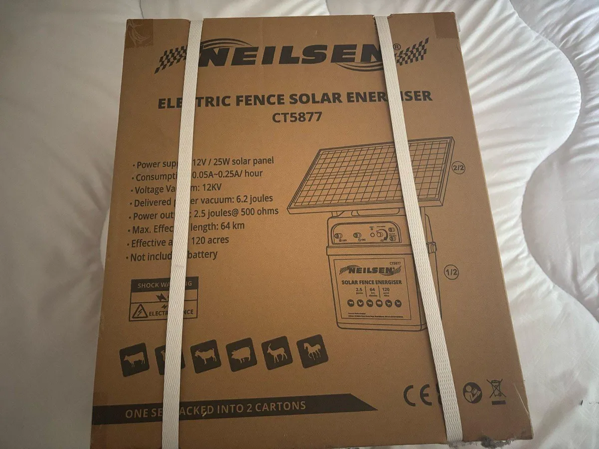 Neilsen Electric Fence Solar Energiser Battery - Image 2