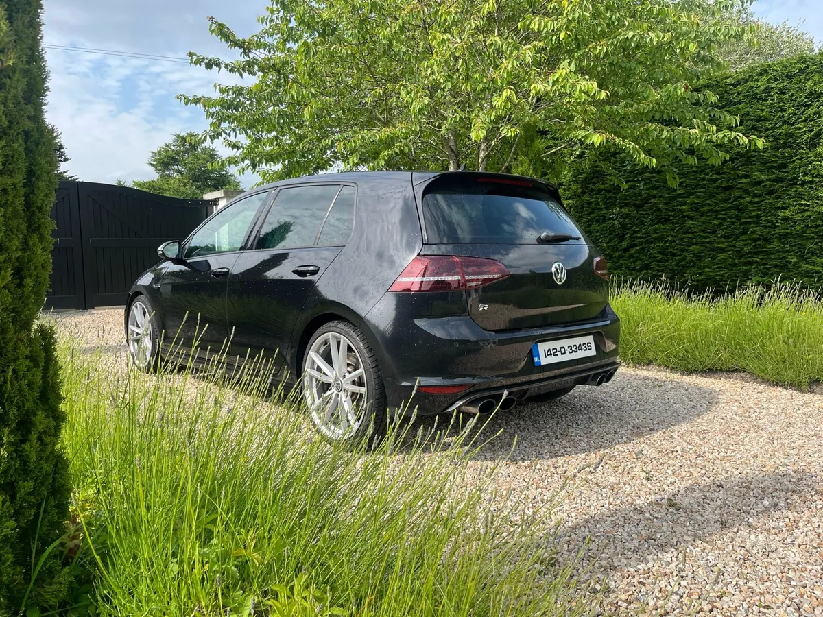 Volkswagen Golf r - Image 4