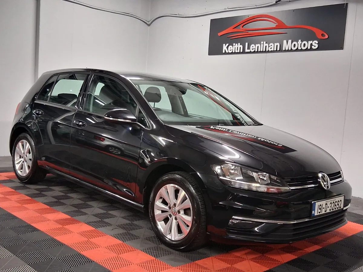 2019 Volkswagen Golf **LOW KLMS** - Image 1