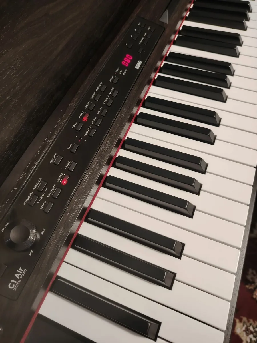 Beautiful KORG C1 AIR upright piano with bench - Image 4