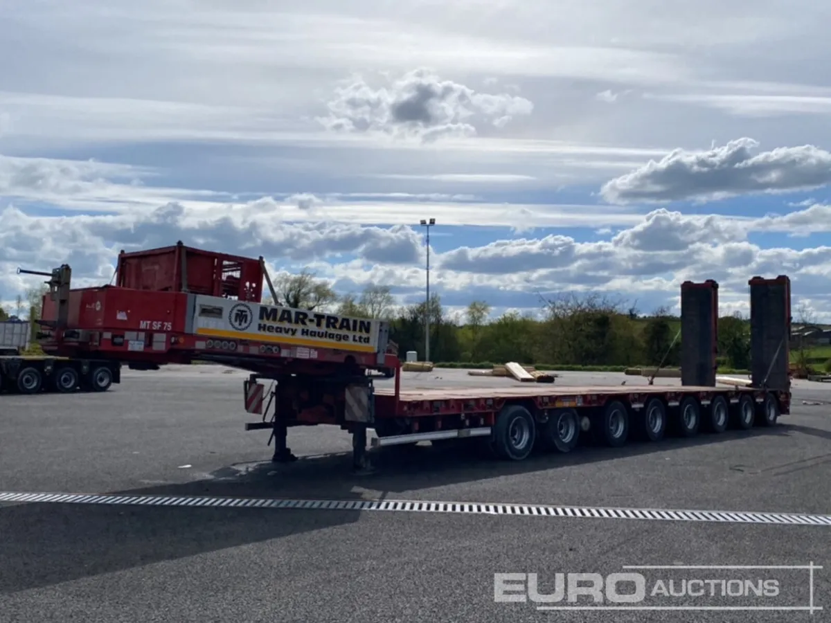 2014 Goldhofer 8 Axle Double Extending Stepframe - Image 1