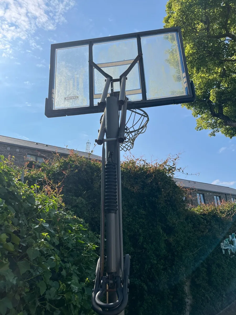 Basketball hoop - Image 3