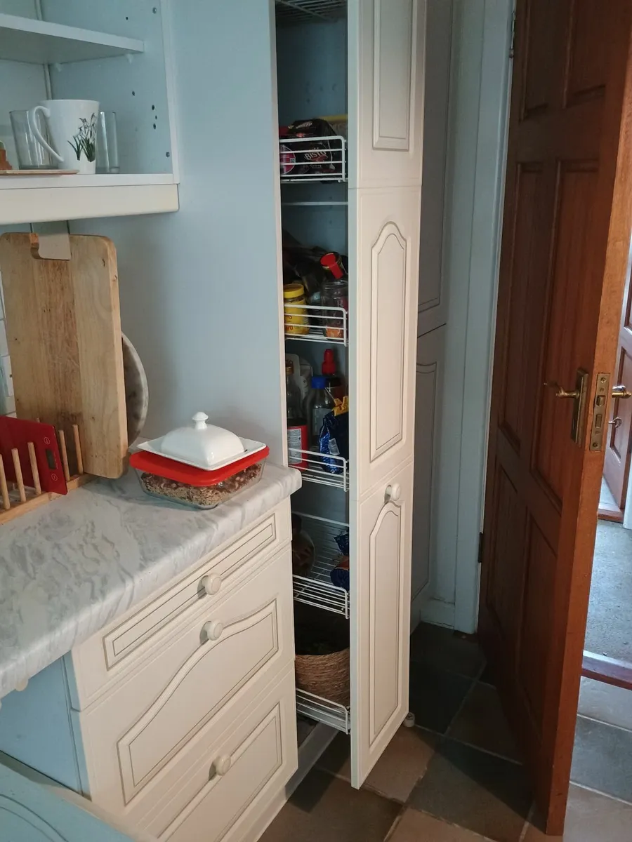 Second hand kitchen - Image 2