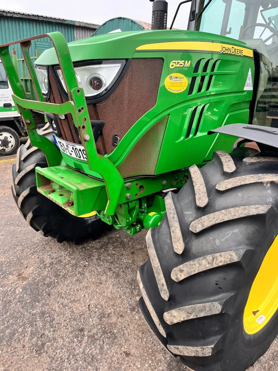 John Deere 6125M - Image 4