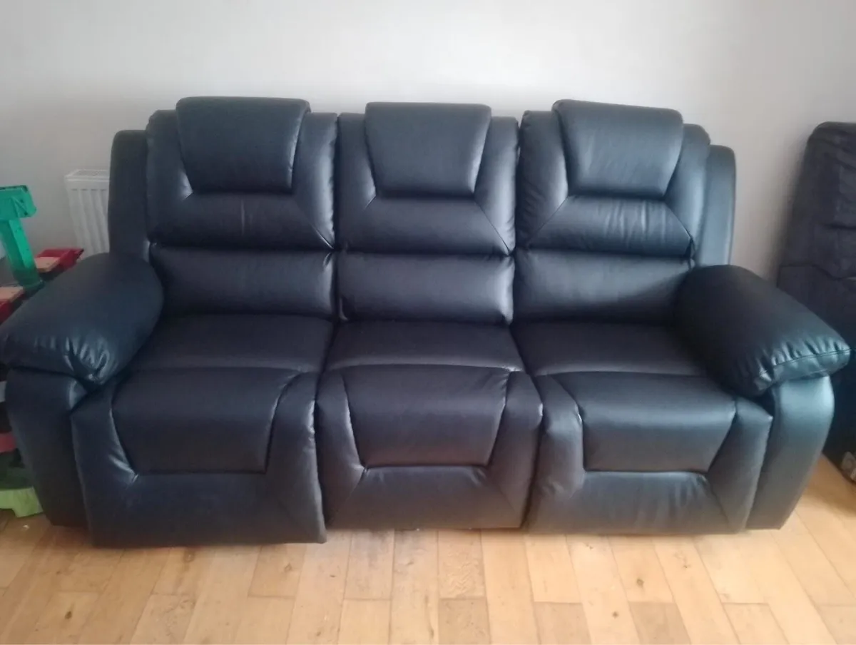 New sofas - Image 1