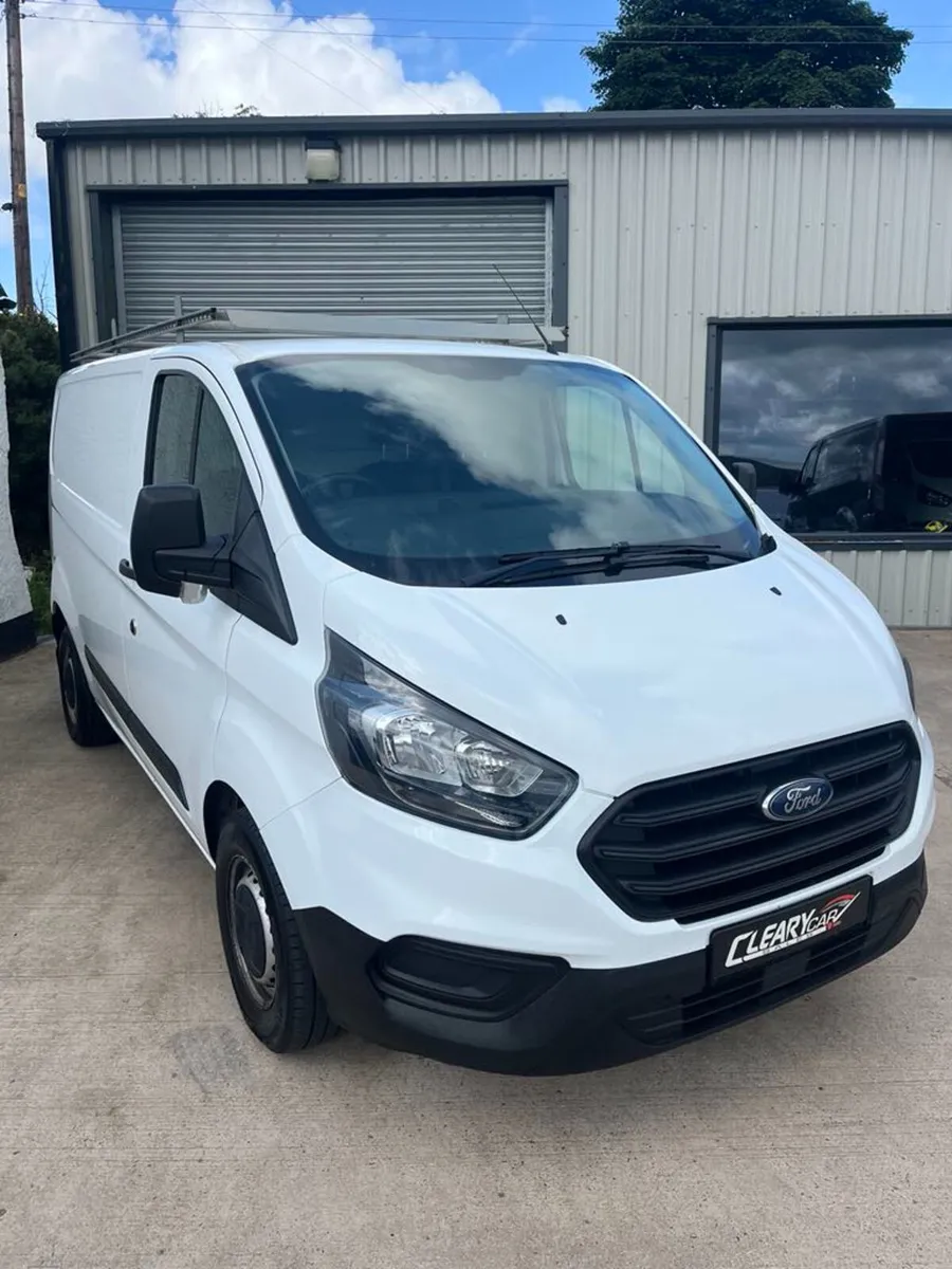 2018 Custom, Wet Belt Done, NI VAN - Image 1