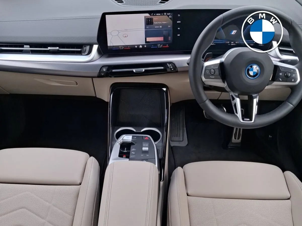 BMW iX2 Xdrive30 M Sport - Image 4