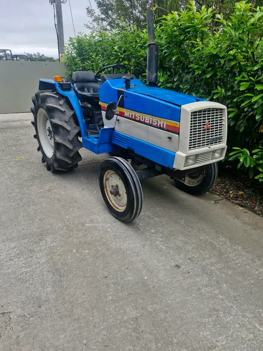 Compact tractor - Image 3