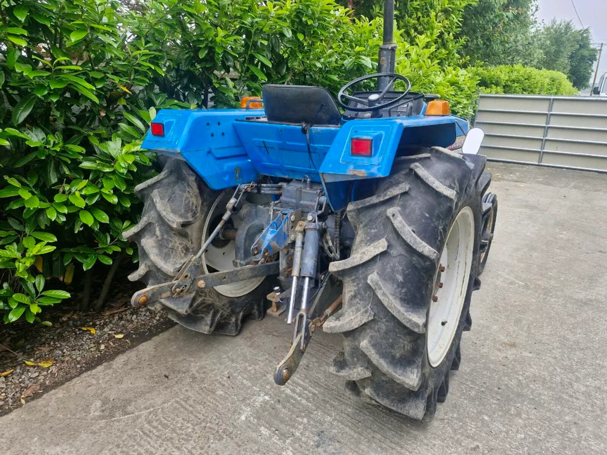 Compact tractor - Image 4