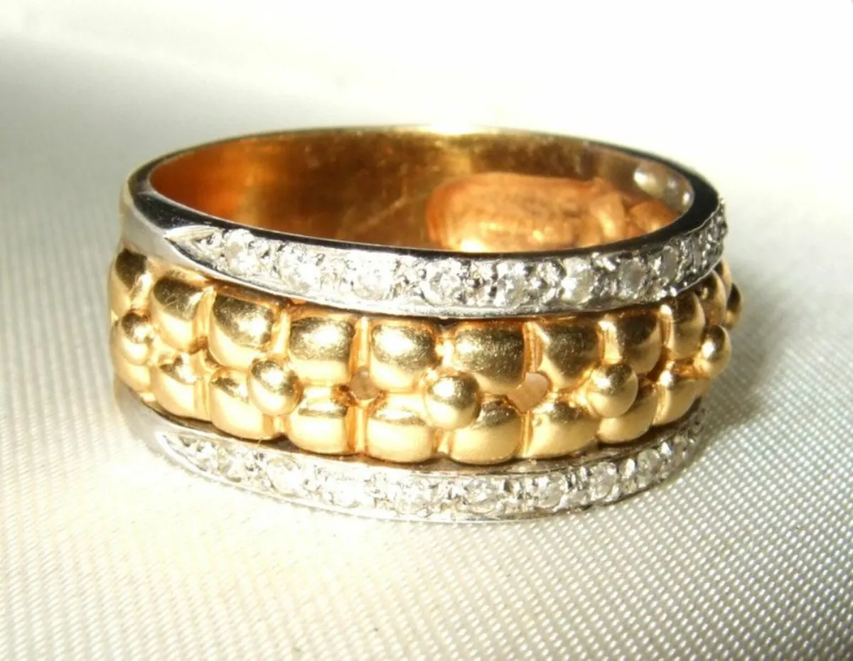 Vintage 18ct Gold/Diamond Hallmarked Wedding Ring - Image 3