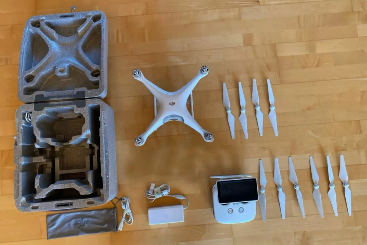 DJI Phantom 4+ / Plus Pro with Controller bundle - Image 1