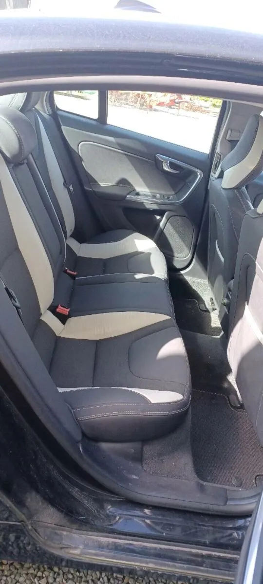 Volvo s60 - Image 4