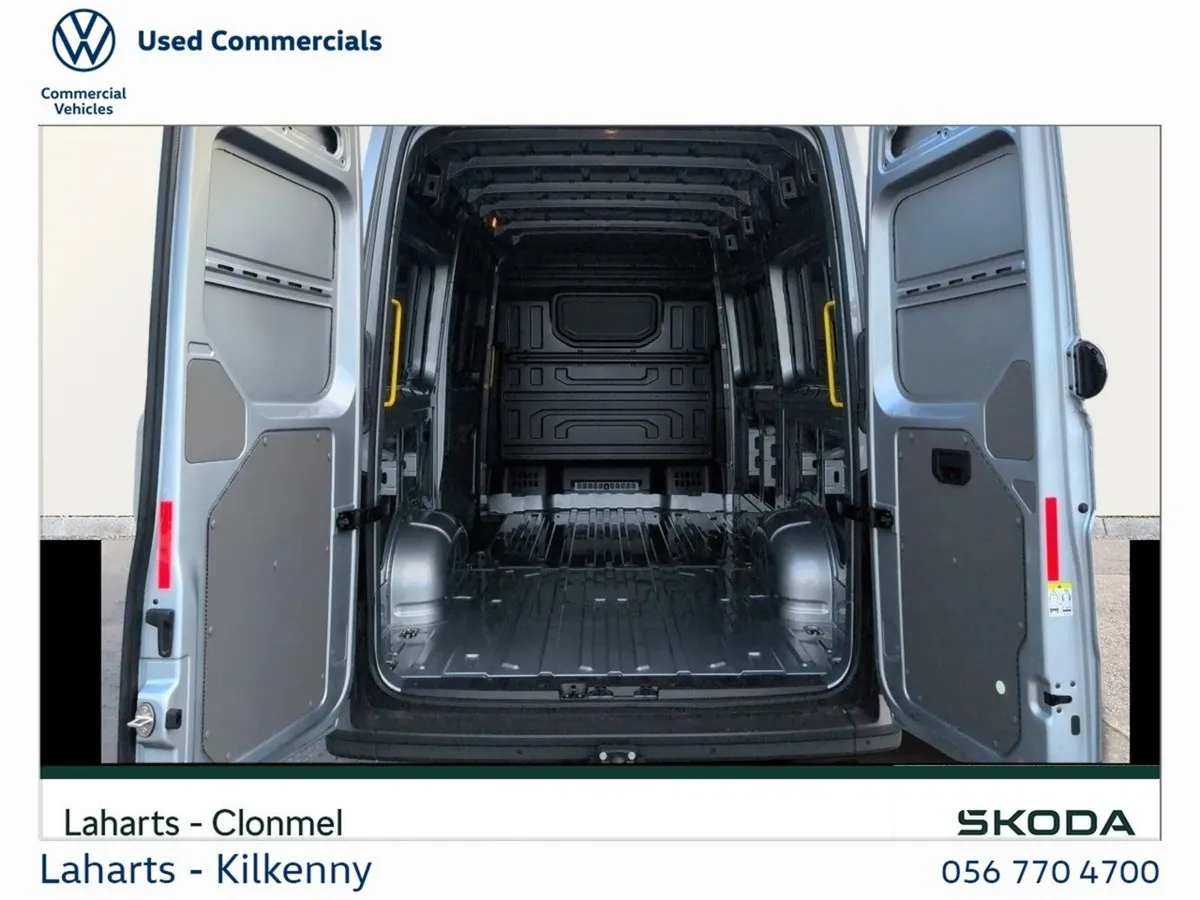 Volkswagen Crafter 30 VAN MWB Trendline TDI 140HP - Image 3