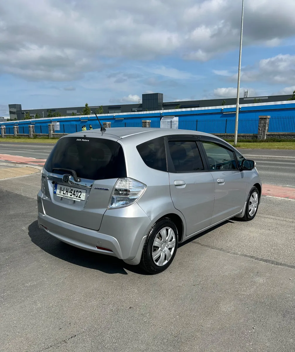 2011 Honda Fit (Jazz) 1.3 Hybrid Automatic - Image 4
