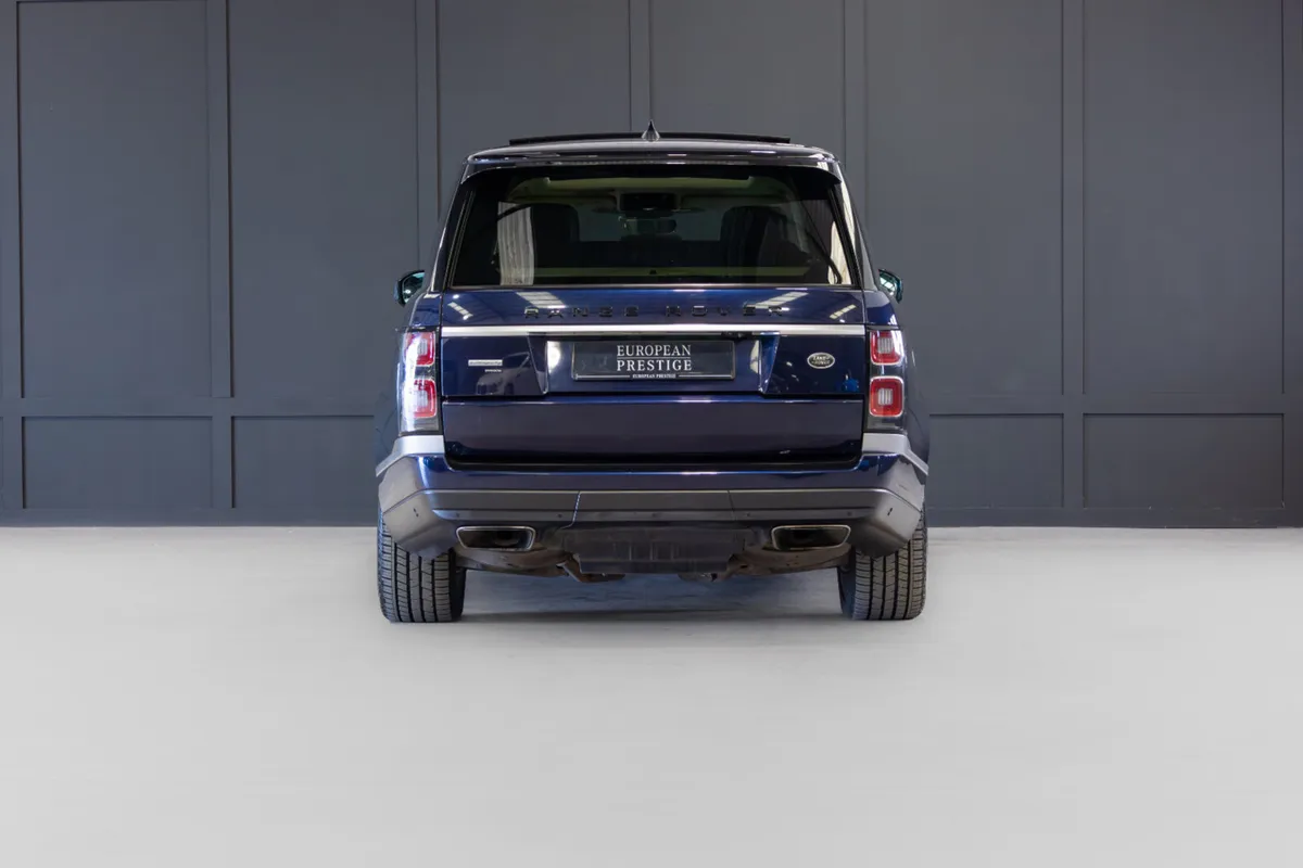 212 Range Rover Vogue Autobiography P400e - Image 4