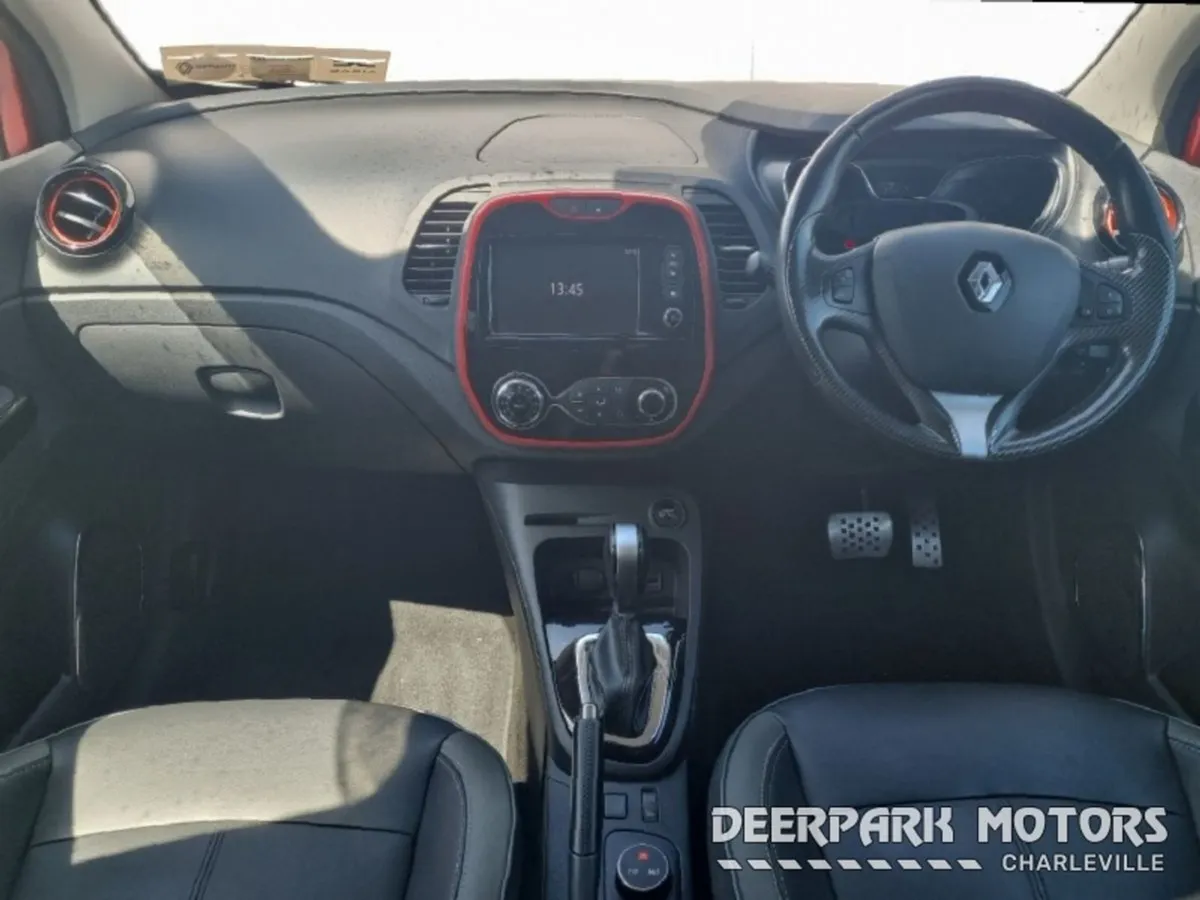 Renault Captur dCi 90 S S Signature Auto - Image 2