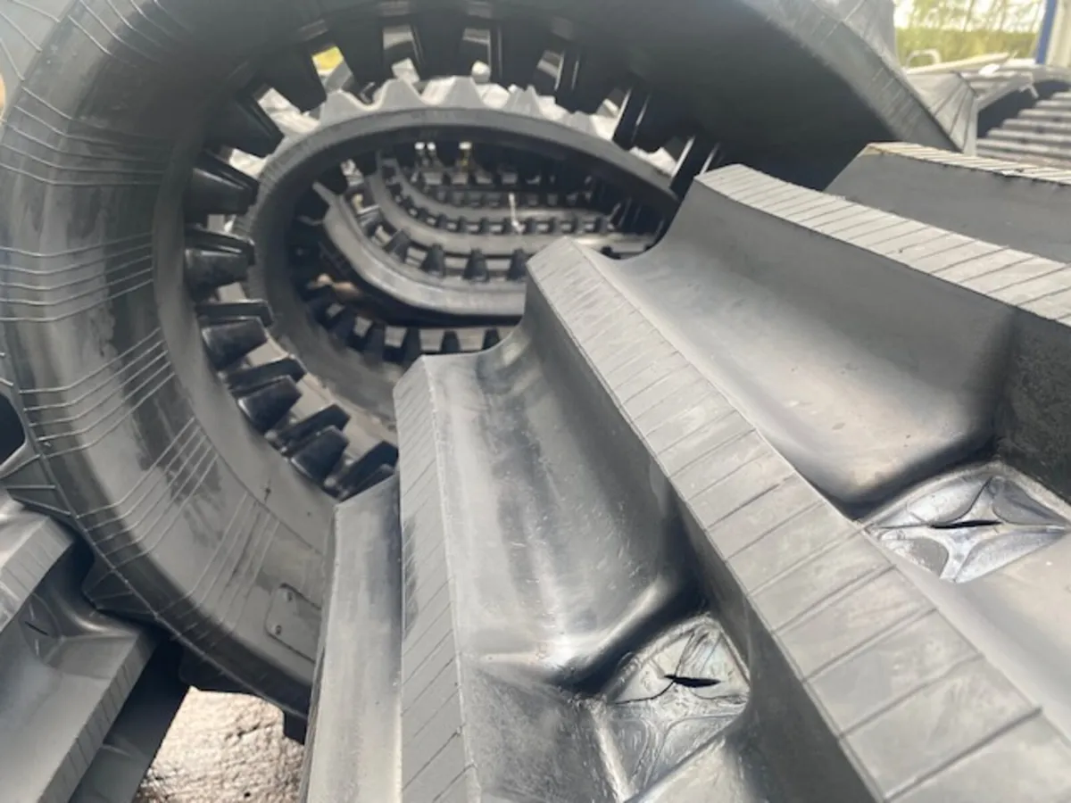 Crawler Dumper Tracks At @ Undercarriage Ireland - Image 4