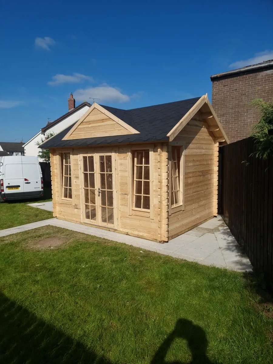 Solid wood cabin "Clockhouse" 4×3m - Image 3