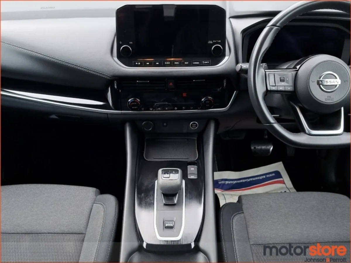 Nissan QASHQAI 1.3 PET Mild Hybrid SV Premium CVT - Image 4