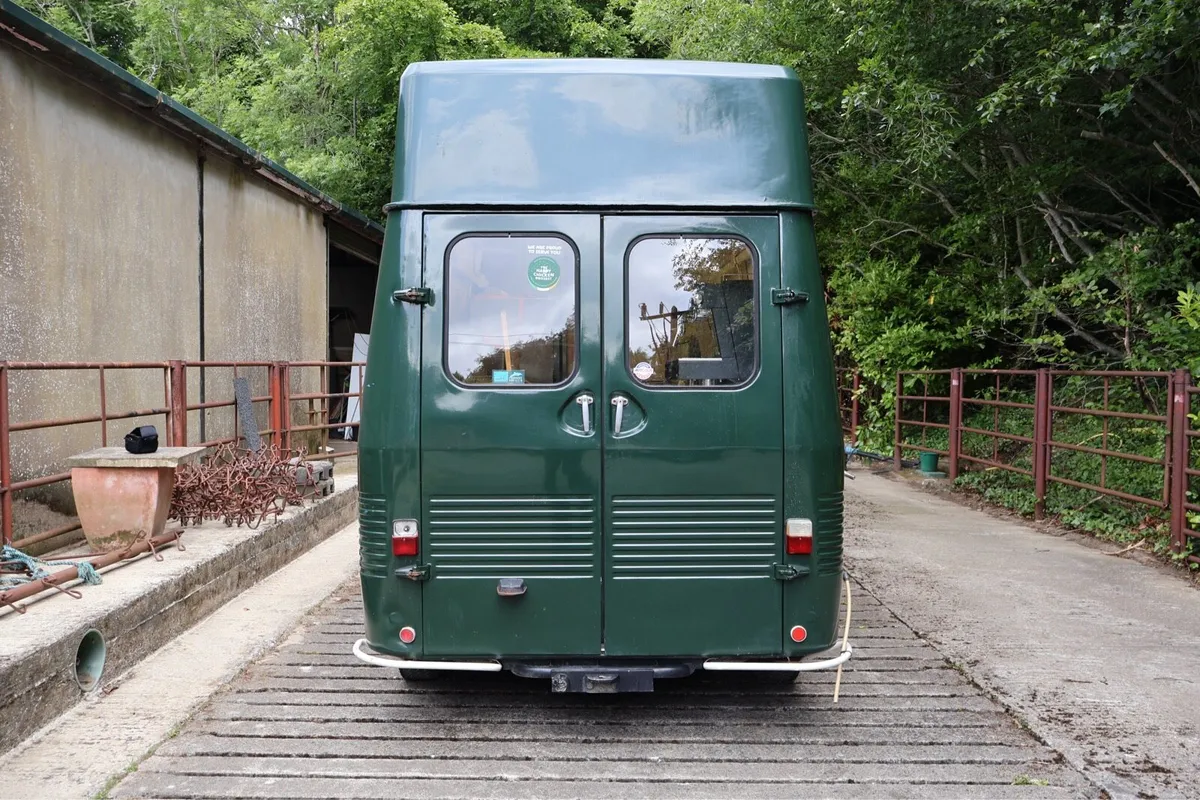 🚚 Peugeot J7 Food Truck/Van - Image 4