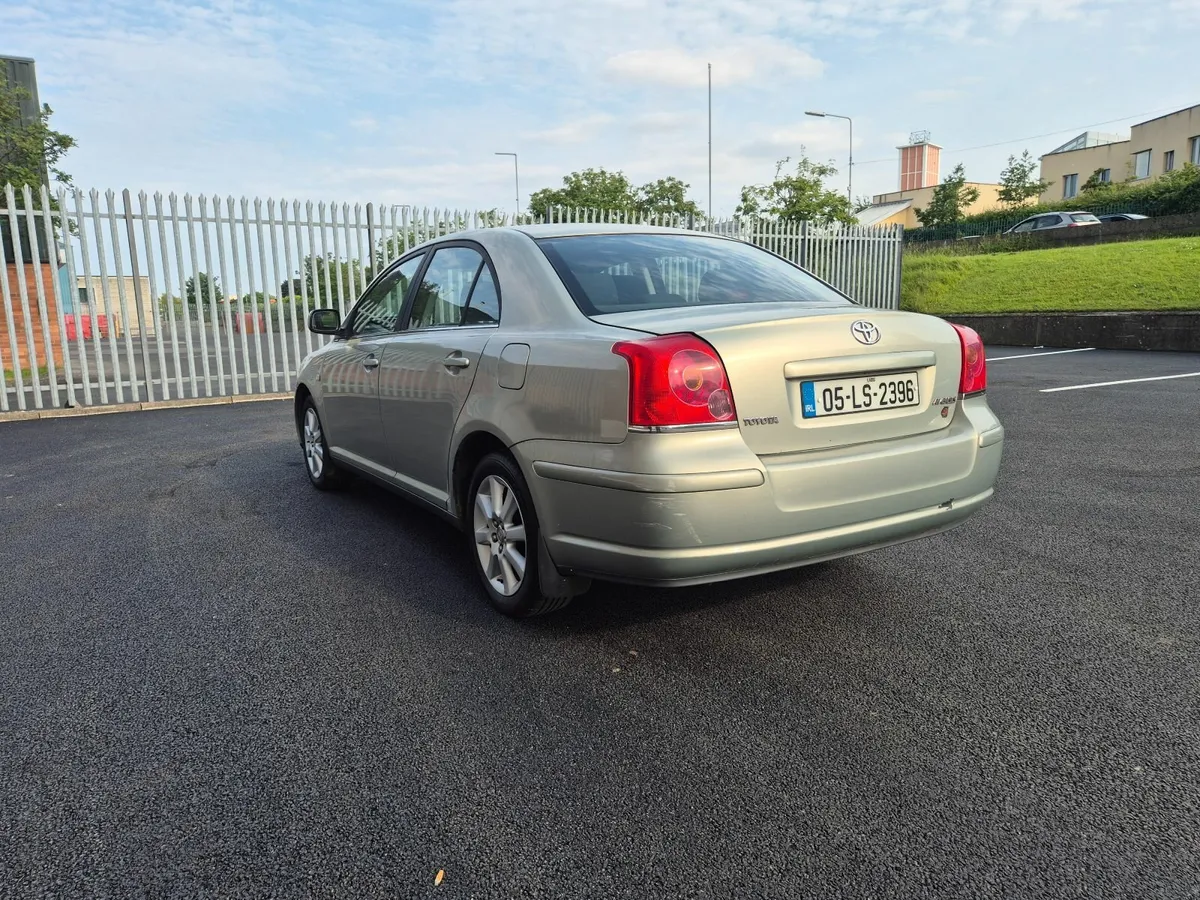 Toyota Avensis 2005 - Image 3