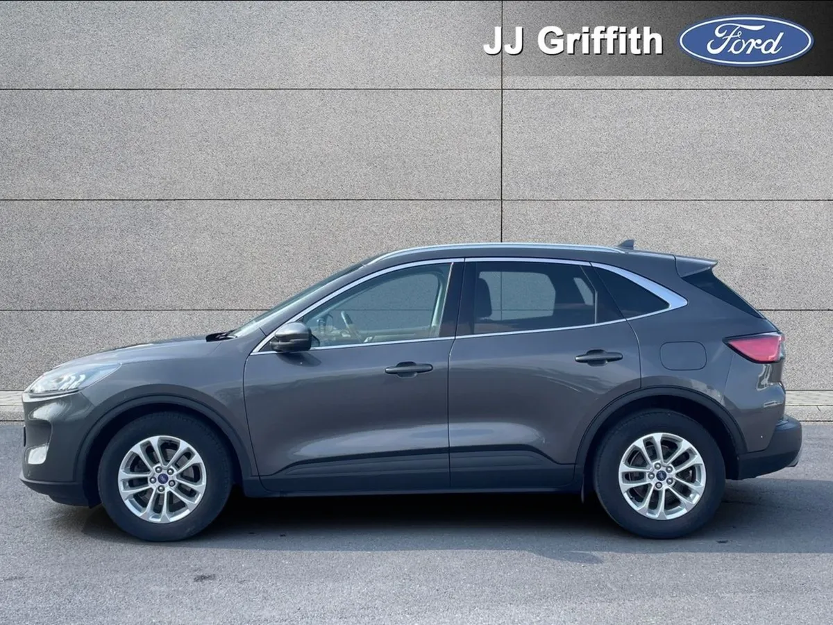 Ford Kuga 1.5 Ecoblue 120PS Titanium - Image 3