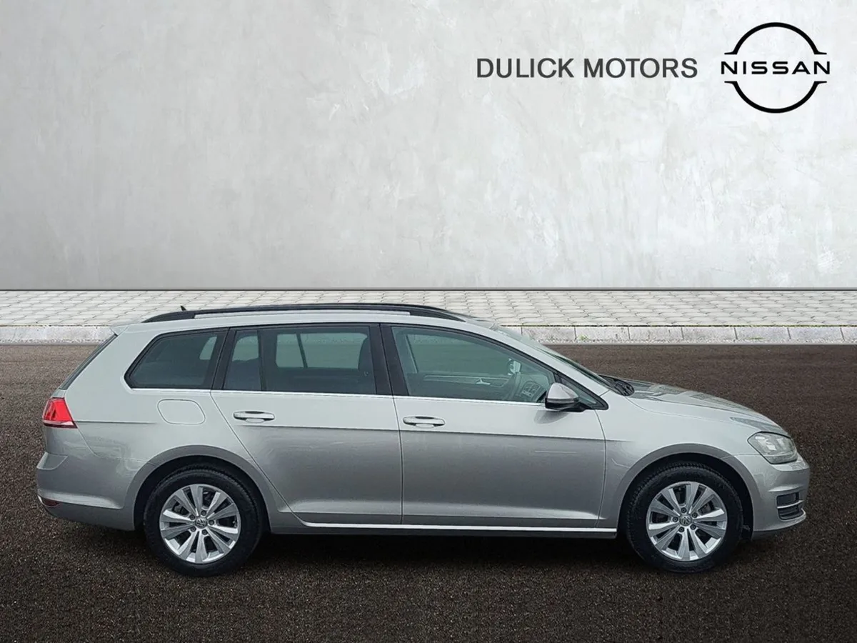 Volkswagen Golf 1.2 TSI 3DR 85hp Trendline - Image 3