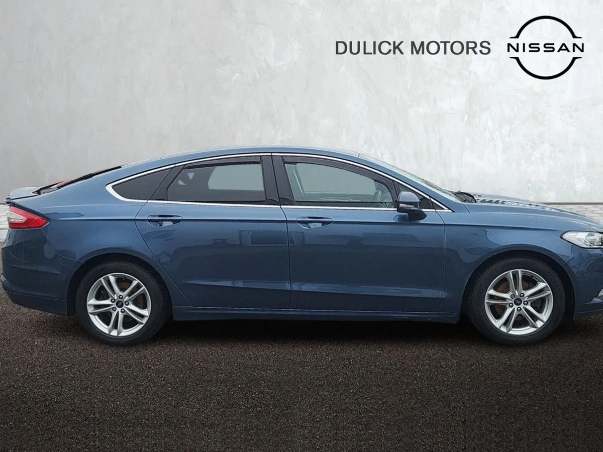 Ford Mondeo 2.0tdci 150PS Titanium Powershift - Image 3