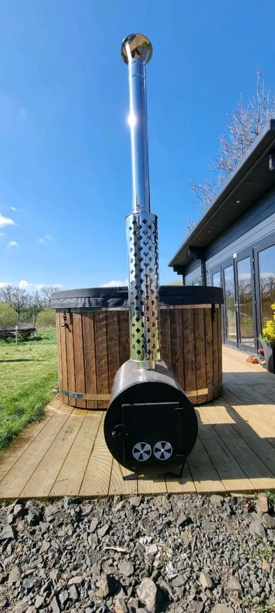 2 person hot tub with wood burning stove - Image 1