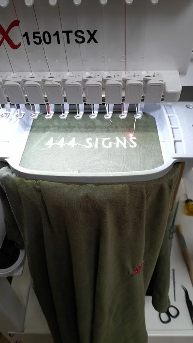 Embroidery machine - Image 4