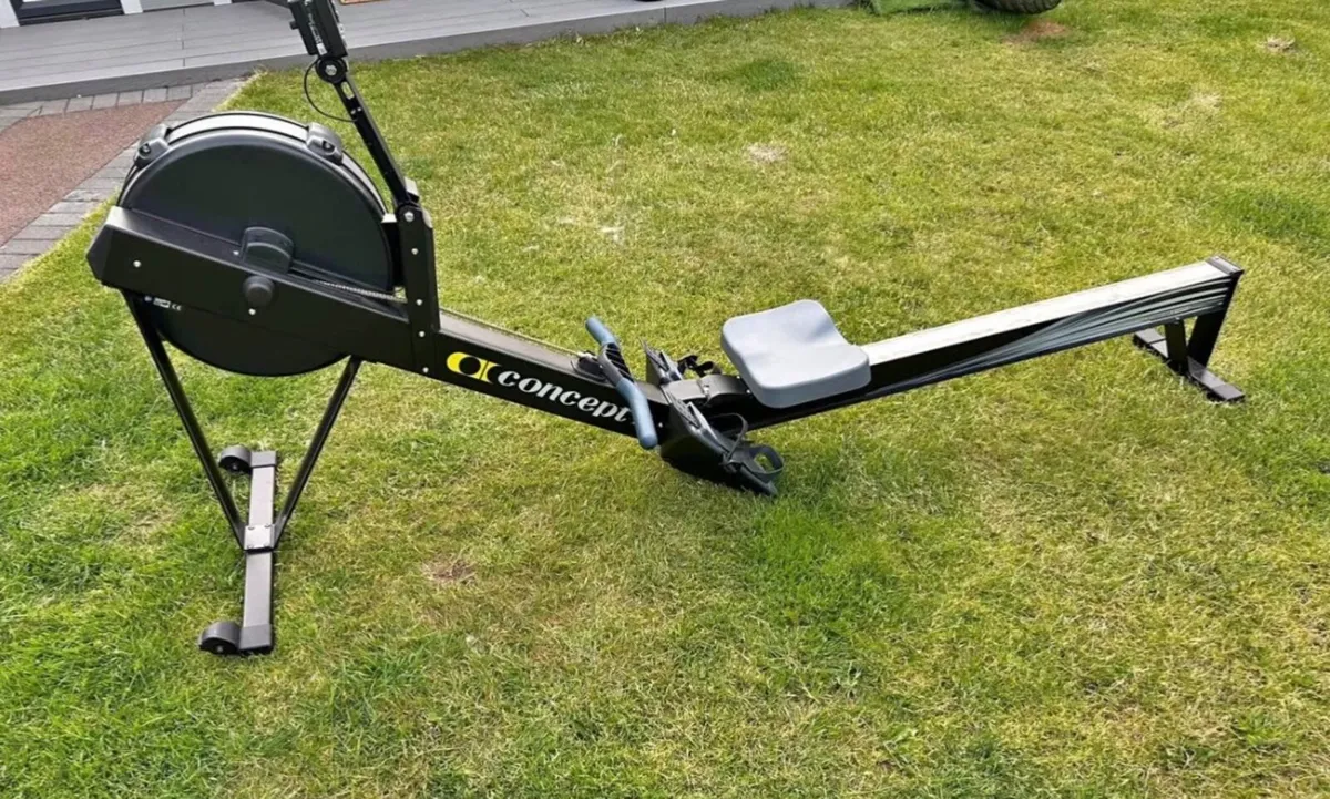 Concept 2 rowing machine - Image 2