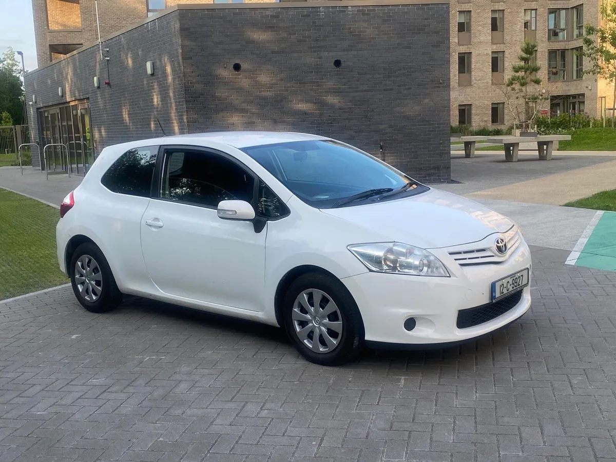 TOYOTA AURIS NEW CVRT - Image 3